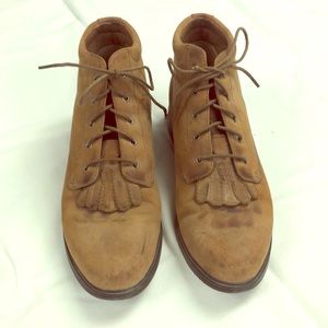 Ariat distressed leather boots